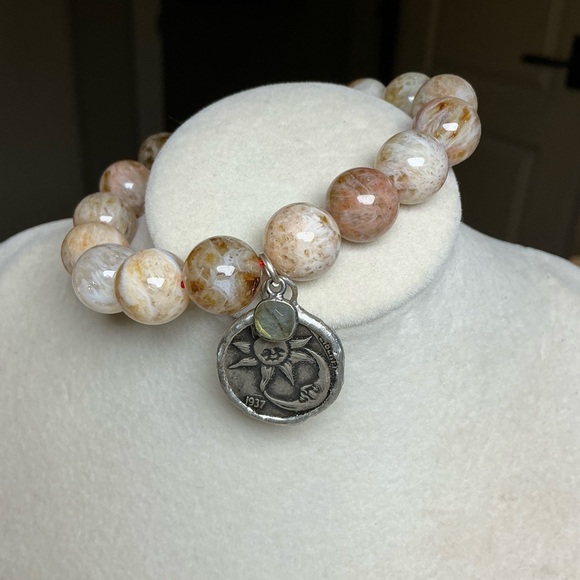 Trapiche Citrine 12mm with Sun|Moon Coin and Labradorite Charm - Picture 2 of 6